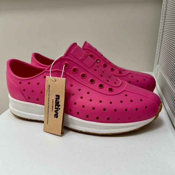 Native kids shoes - J1 - Picture 1 of 4